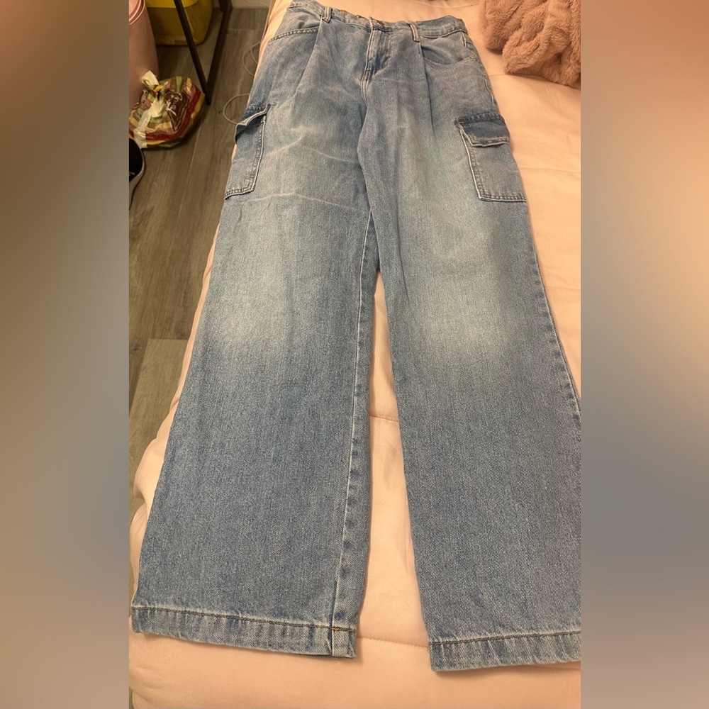 Forever 21 Stylish Blue Denim Cargo Jeans